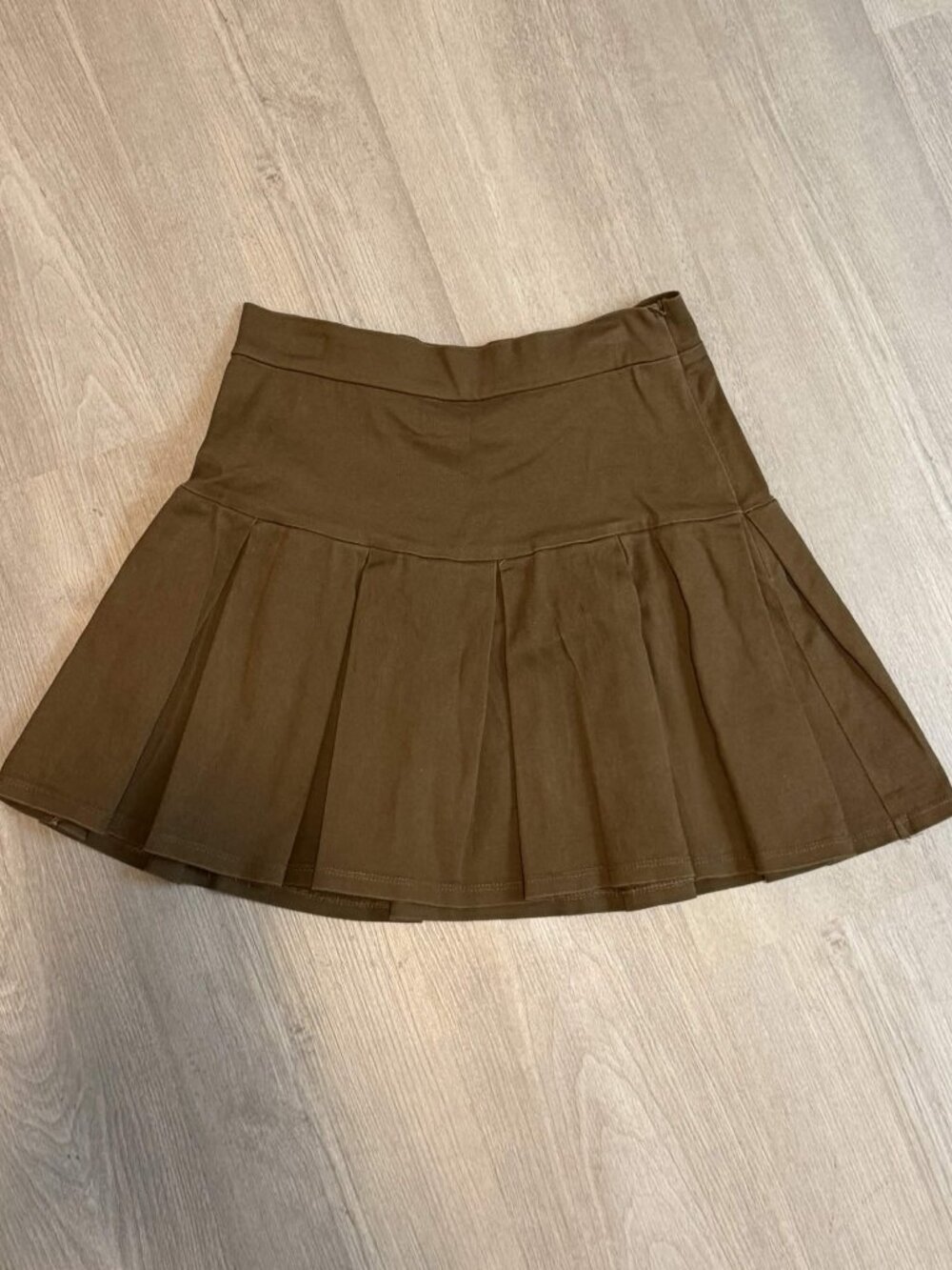 Plain Brown Pleated Skirt